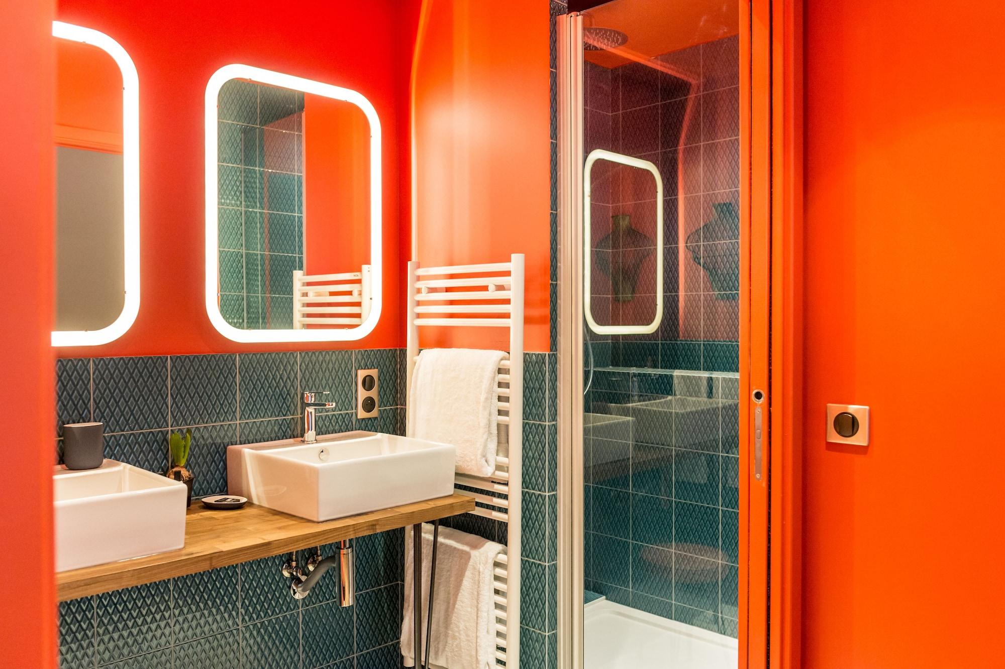 1er Etage Sopi-montmartre 3* Parijs