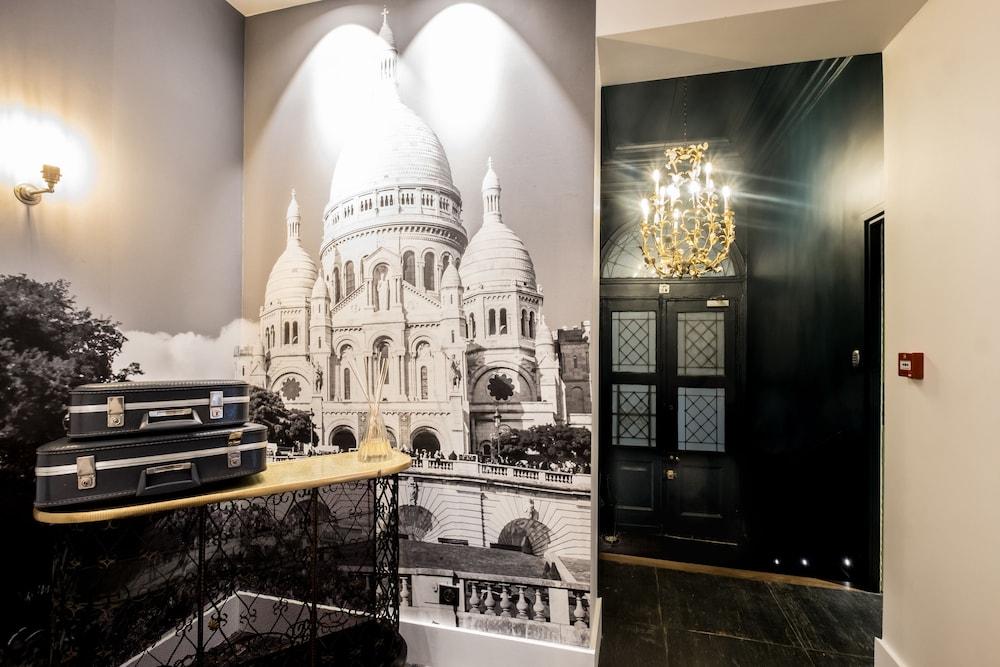 1er Etage Sopi-montmartre Parijs